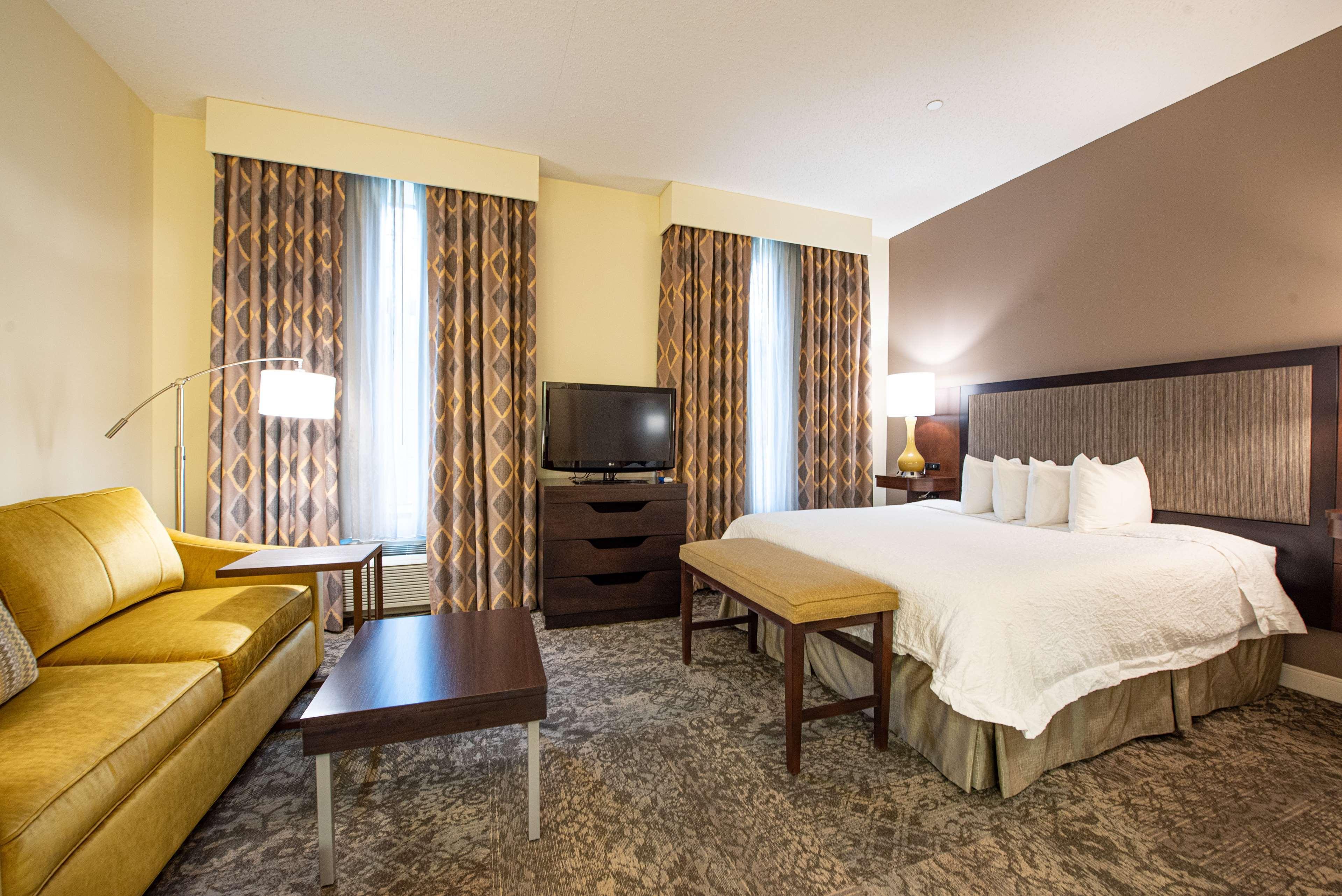 Hampton Inn & Suites By Hilton - Rockville Centre Bagian luar foto