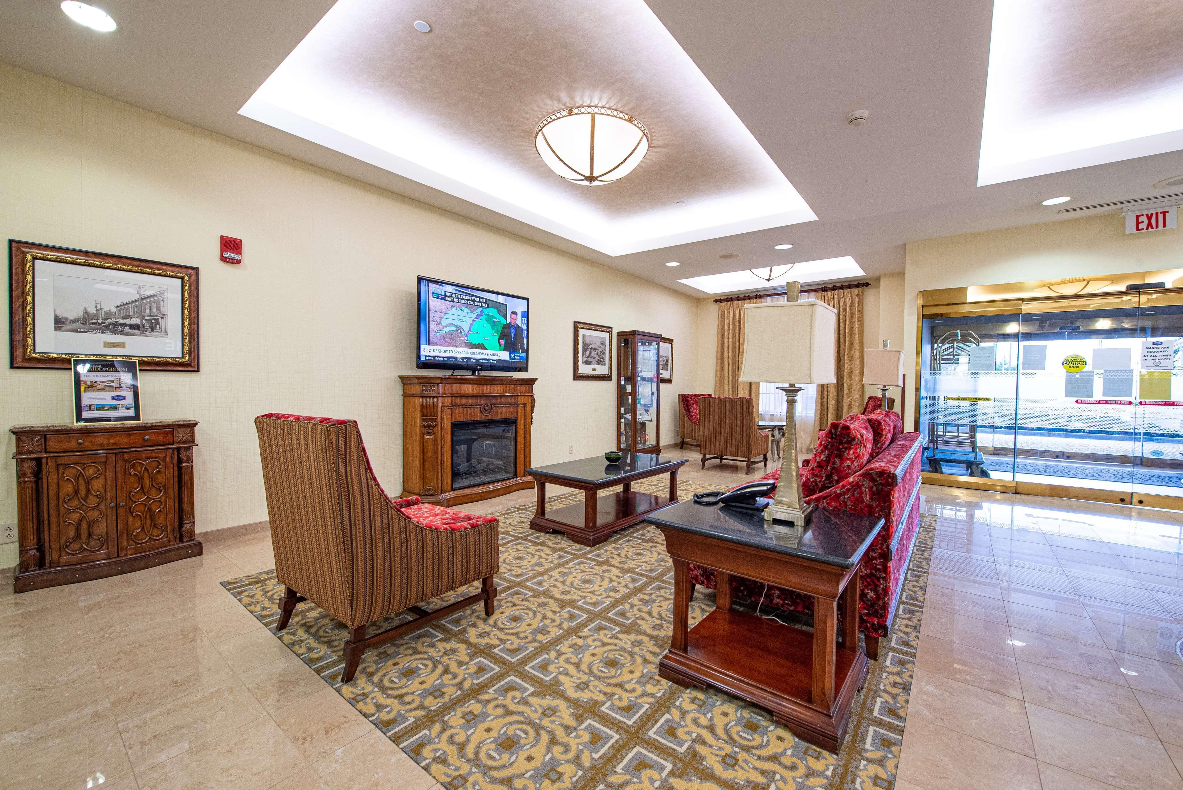 Hampton Inn & Suites By Hilton - Rockville Centre Bagian luar foto