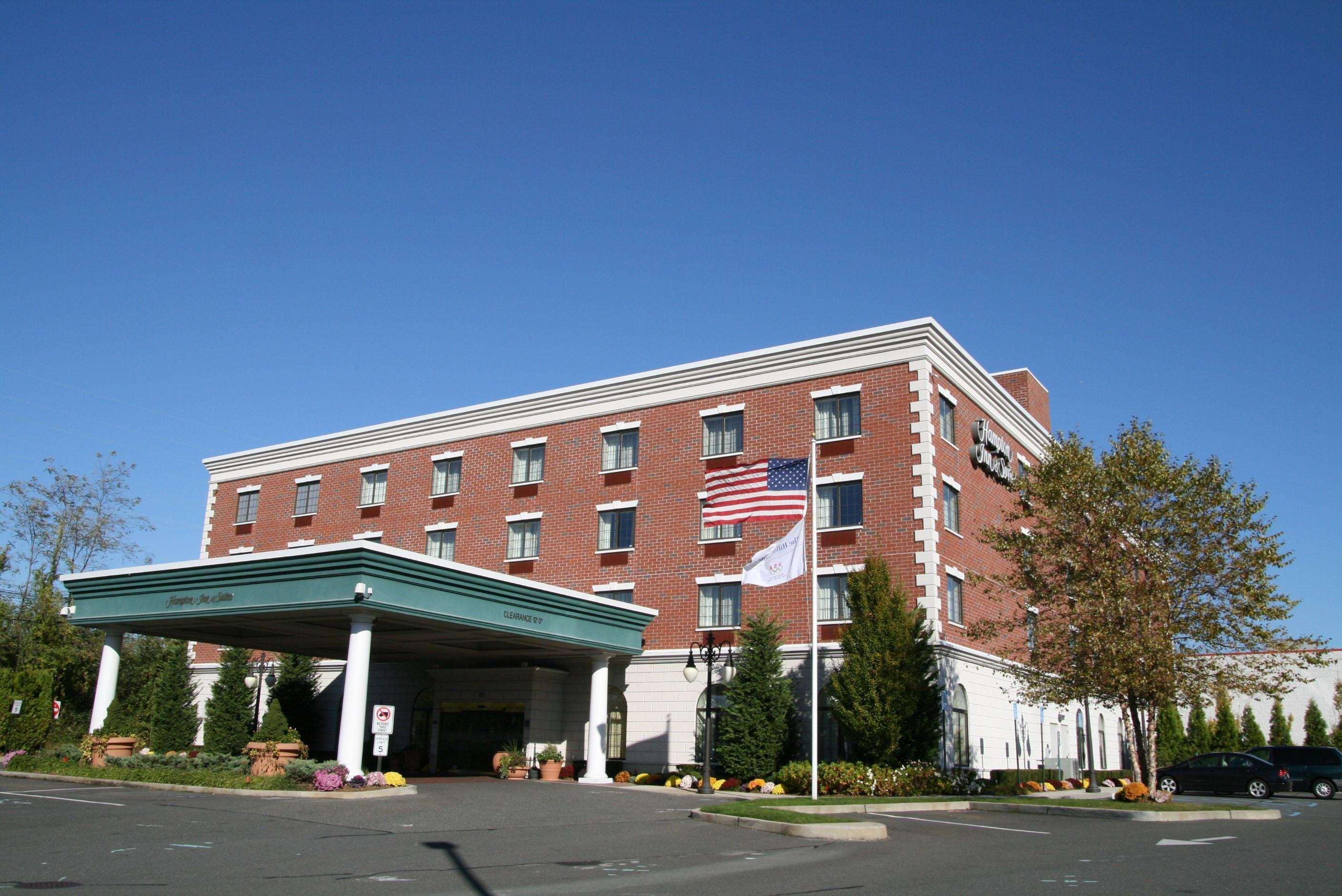 Hampton Inn & Suites By Hilton - Rockville Centre Bagian luar foto