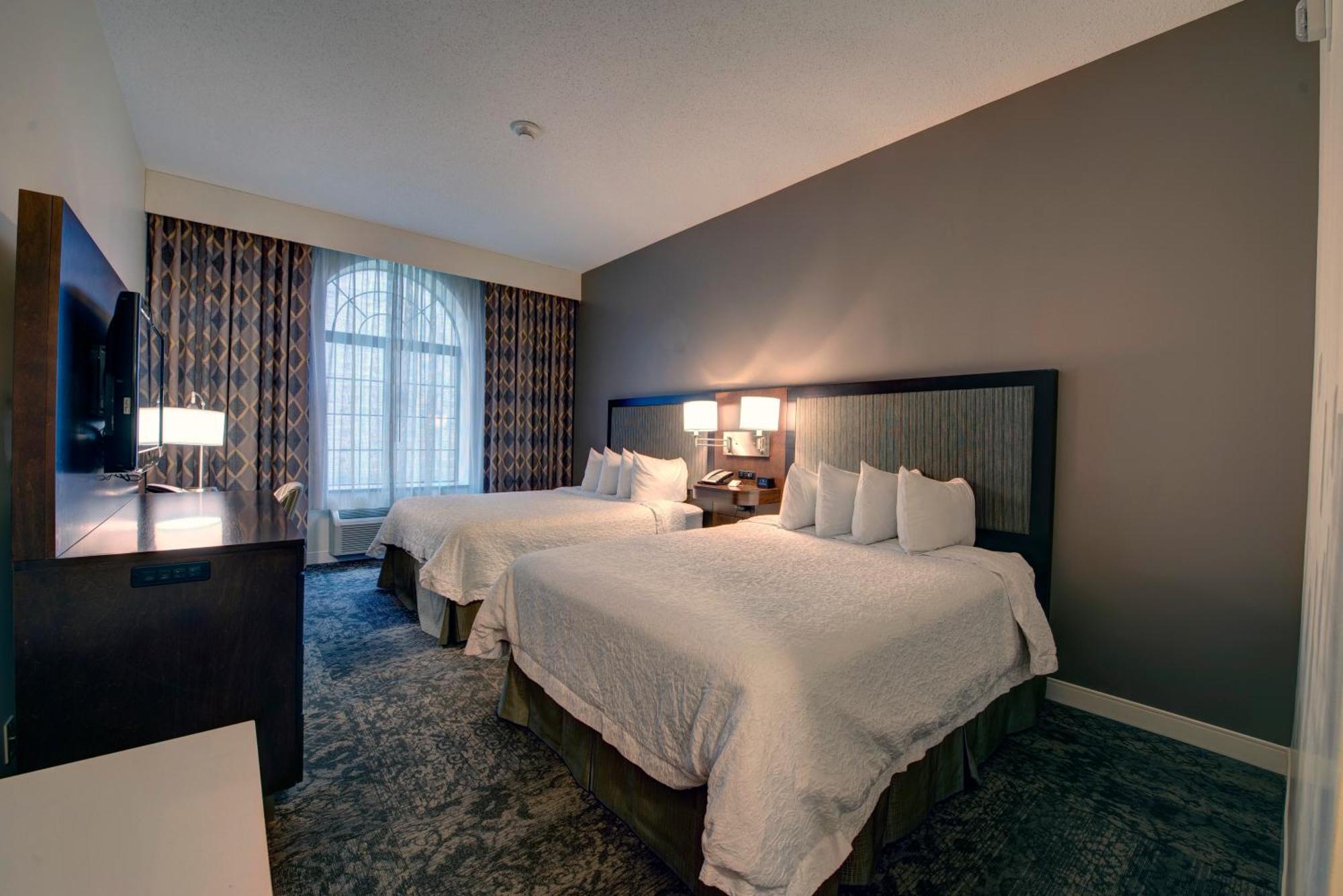 Hampton Inn & Suites By Hilton - Rockville Centre Bagian luar foto