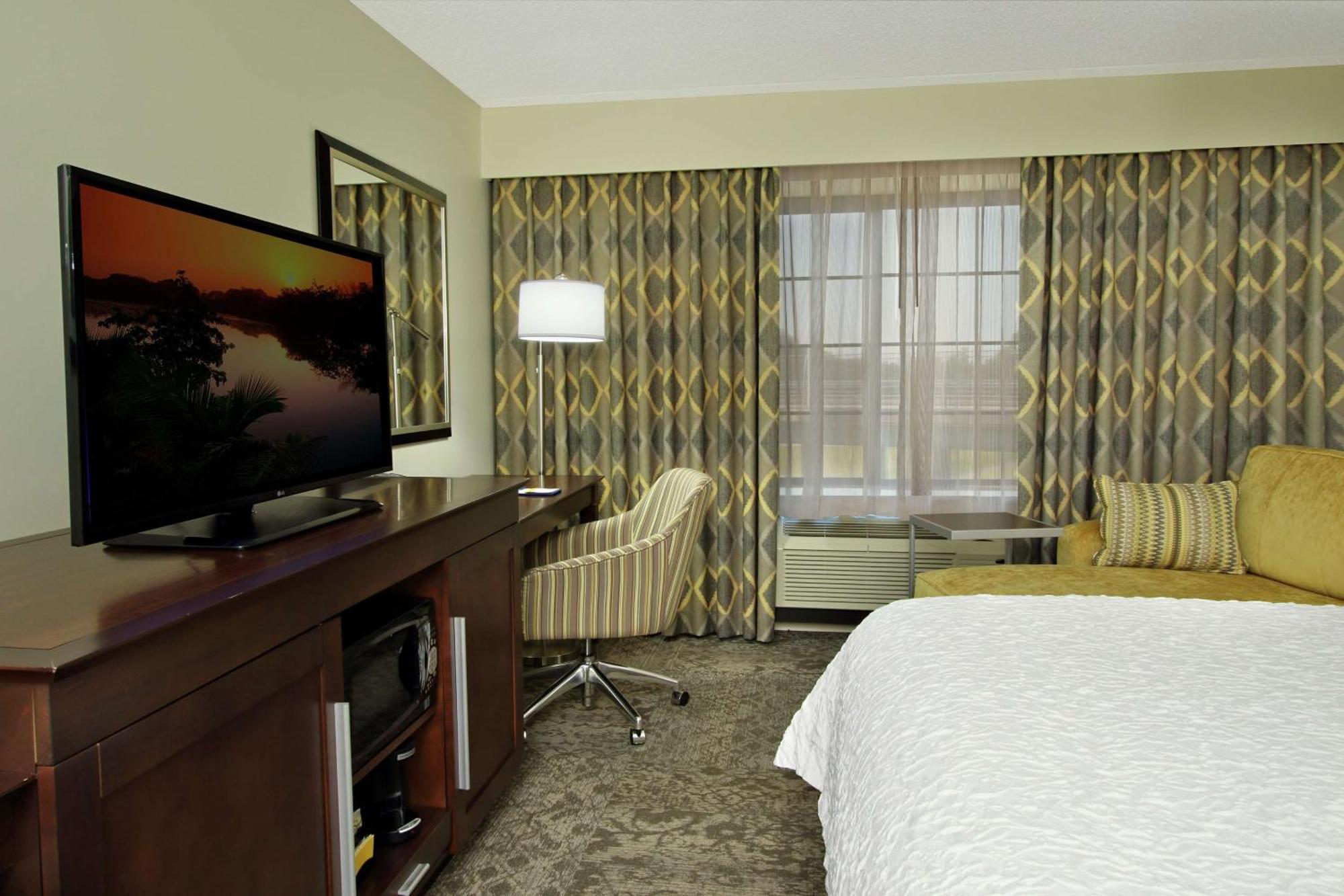 Hampton Inn & Suites By Hilton - Rockville Centre Bagian luar foto