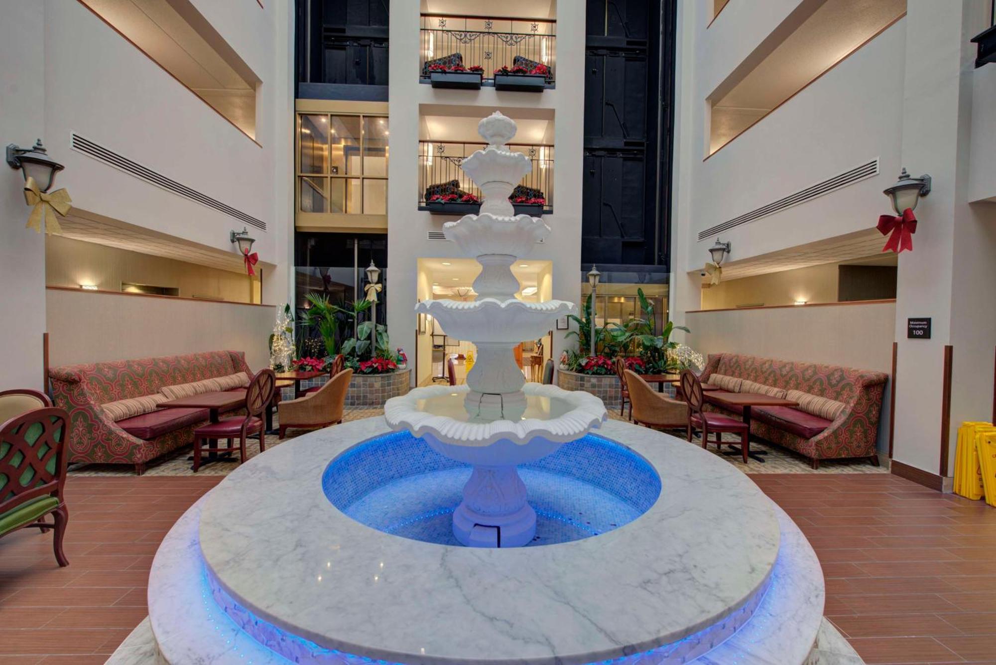 Hampton Inn & Suites By Hilton - Rockville Centre Bagian luar foto