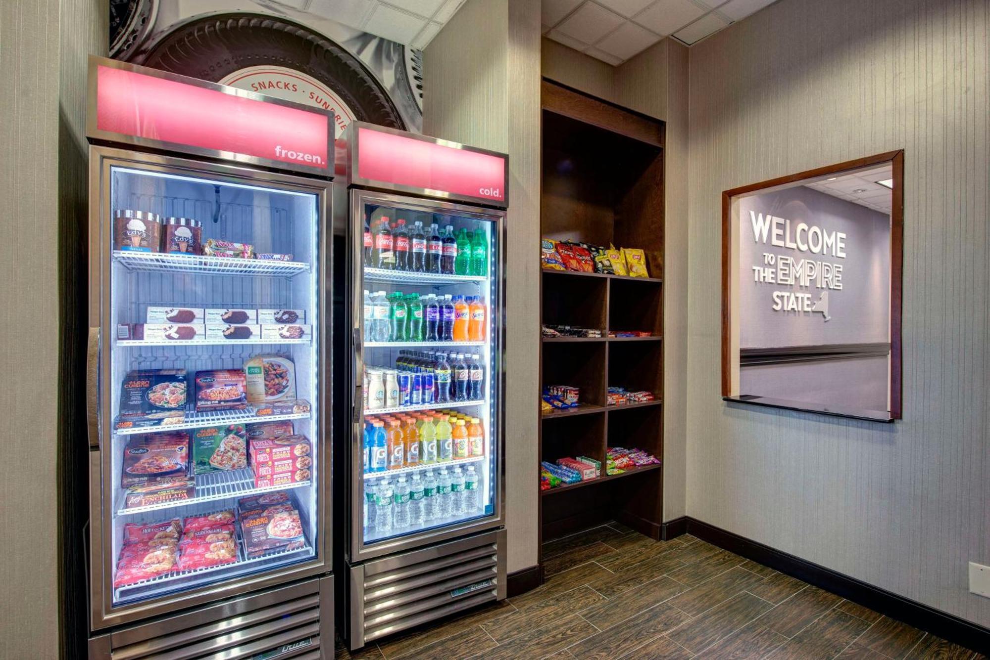 Hampton Inn & Suites By Hilton - Rockville Centre Bagian luar foto