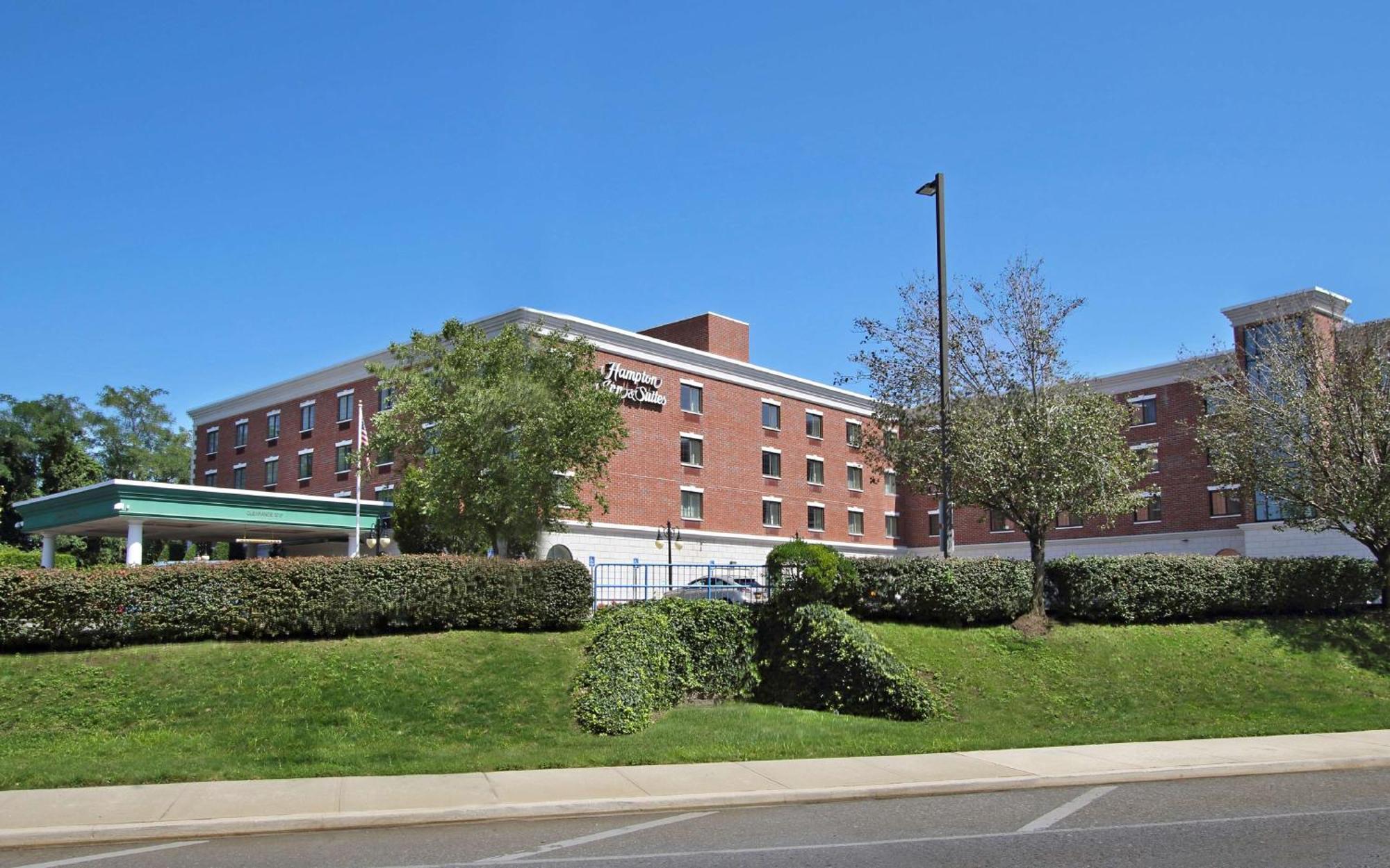 Hampton Inn & Suites By Hilton - Rockville Centre Bagian luar foto