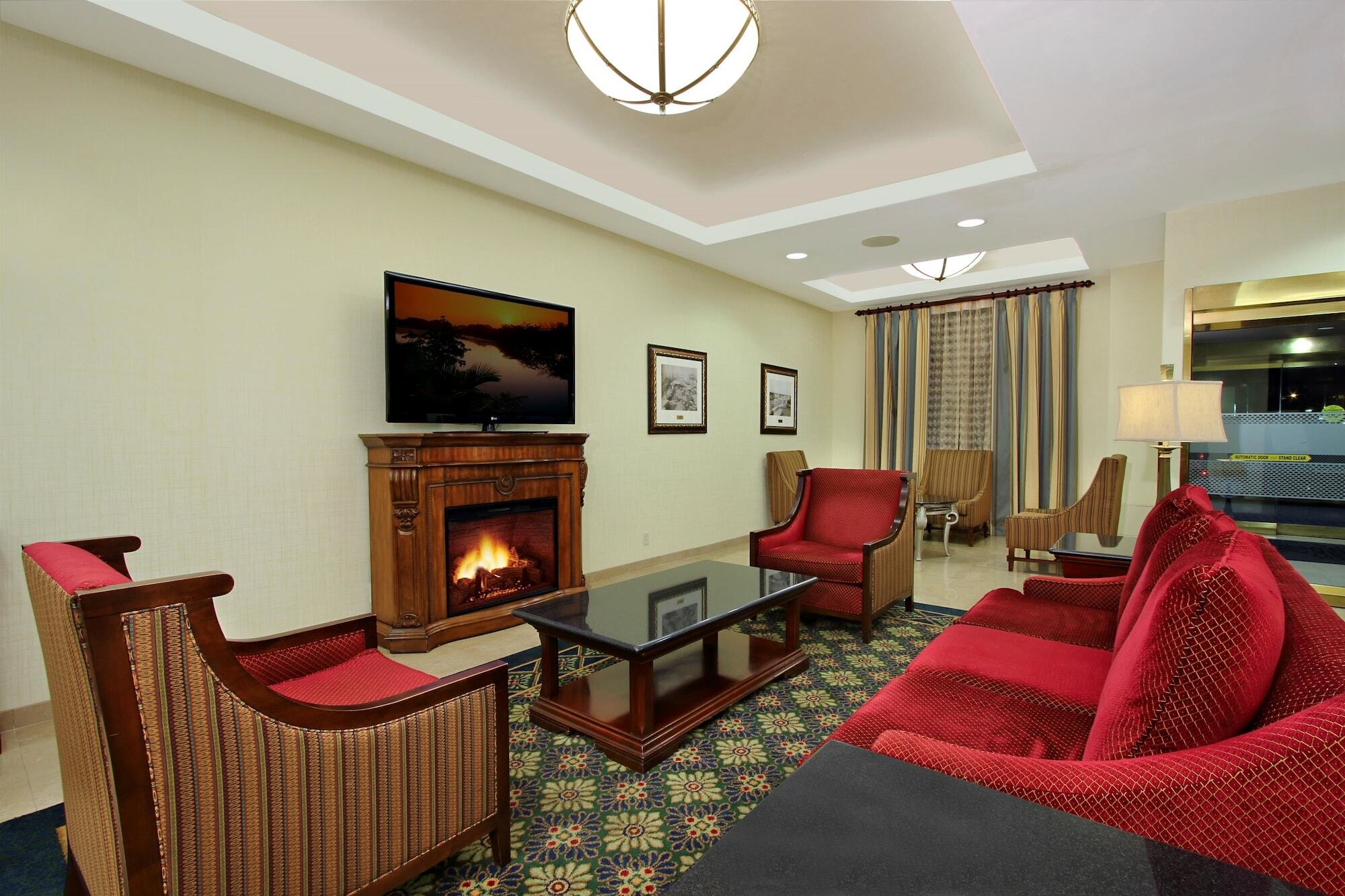 Hampton Inn & Suites By Hilton - Rockville Centre Bagian luar foto